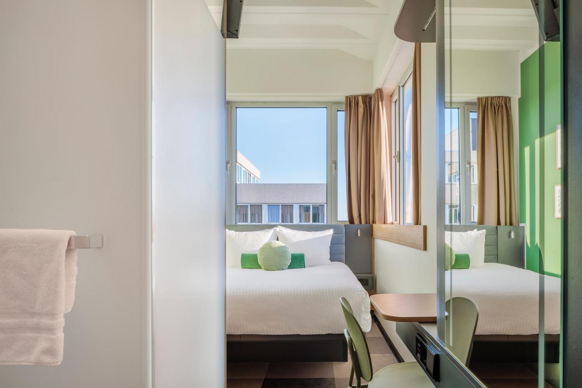 Maxhotel Amsterdam Airport Schiphol - Recently Renovated Hoofddorp Luaran gambar