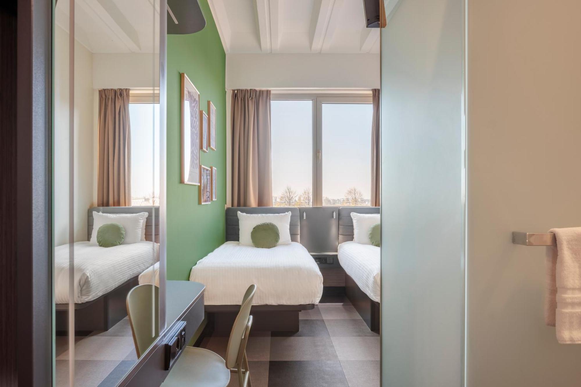 Maxhotel Amsterdam Airport Schiphol - Recently Renovated Hoofddorp Luaran gambar