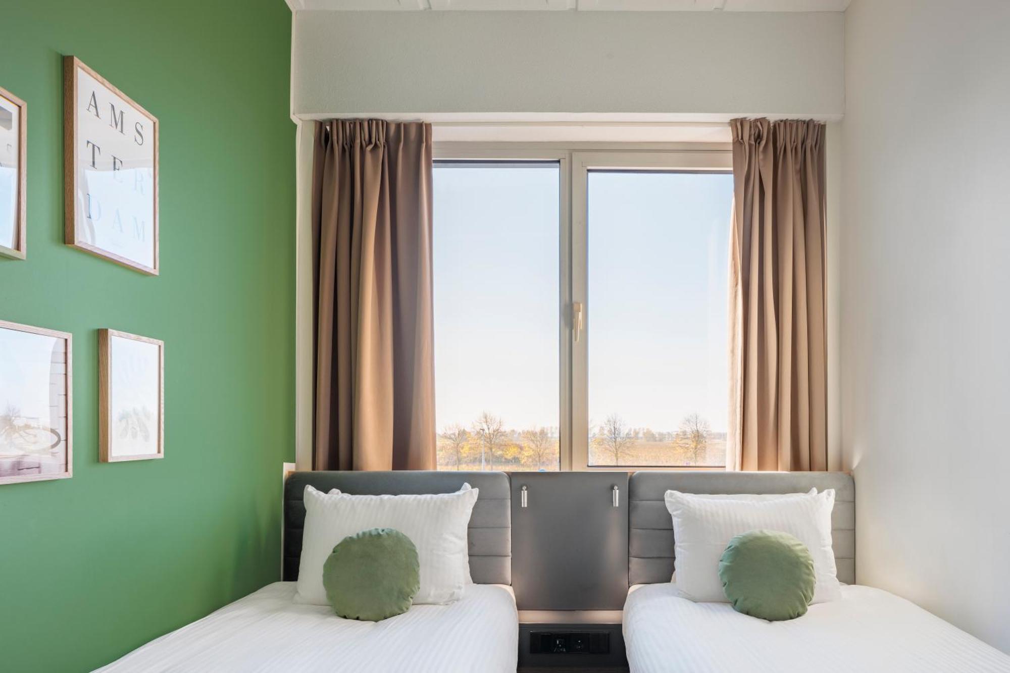 Maxhotel Amsterdam Airport Schiphol - Recently Renovated Hoofddorp Luaran gambar